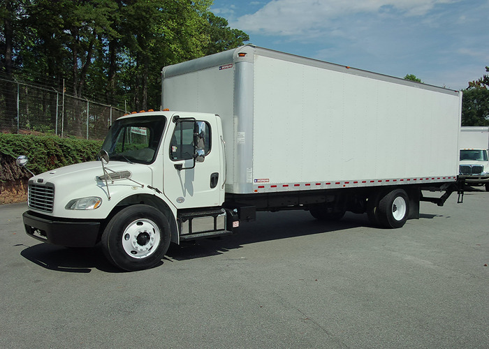 2019 FREIGHTLINER BUSINESS CLASS M2 106 in Charlotte, NC