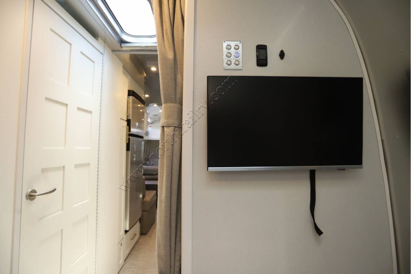 A photo of this 2027 Airstream Classic 30RB