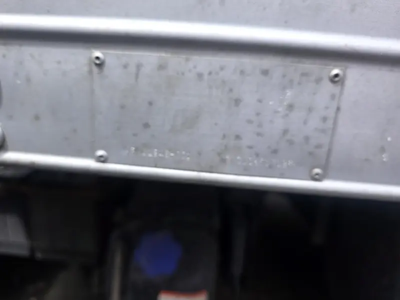 2014 HINO 195