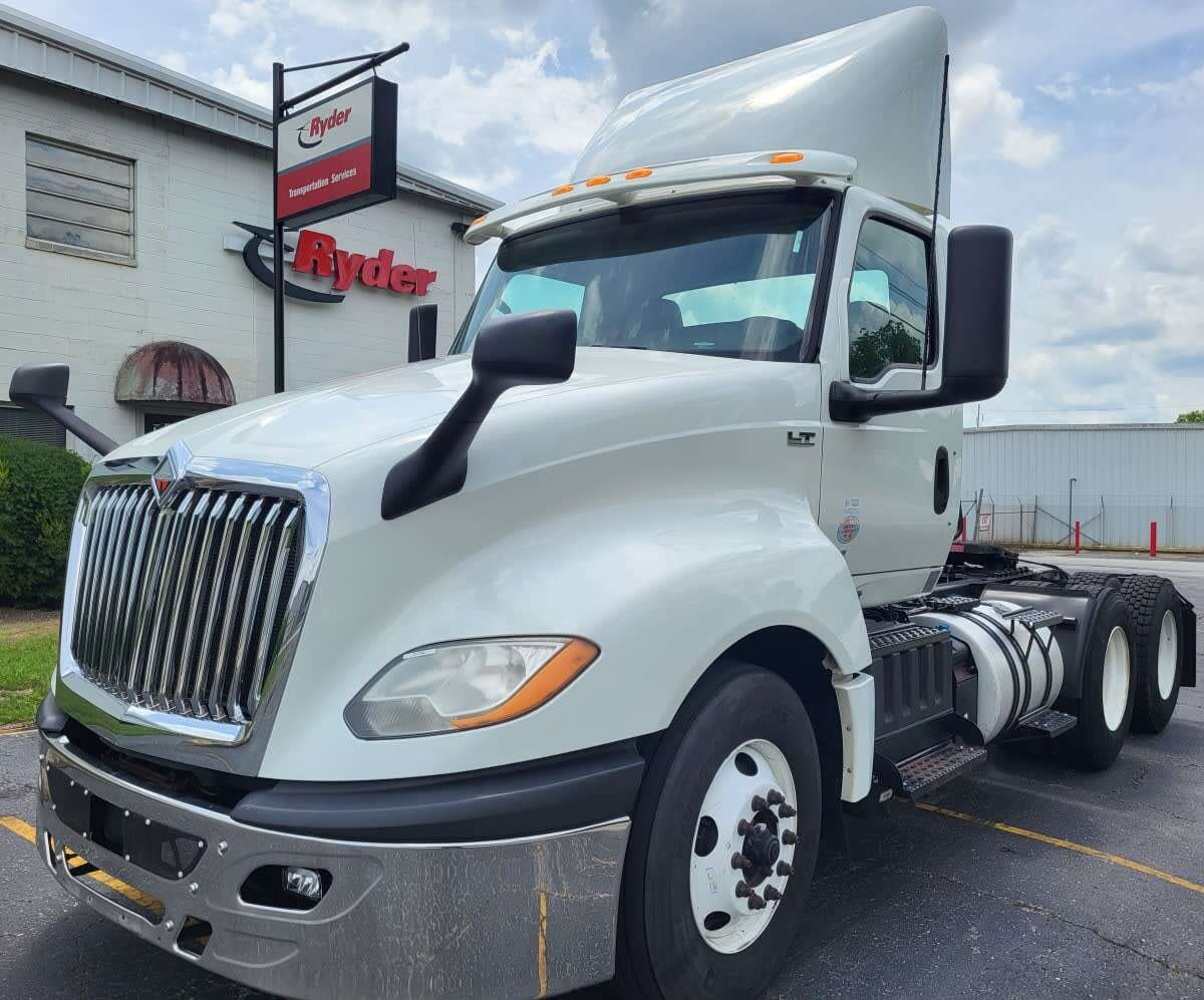 2020 INTERNATIONAL LT625 DAYCAB T/A in Jacksonville, FL