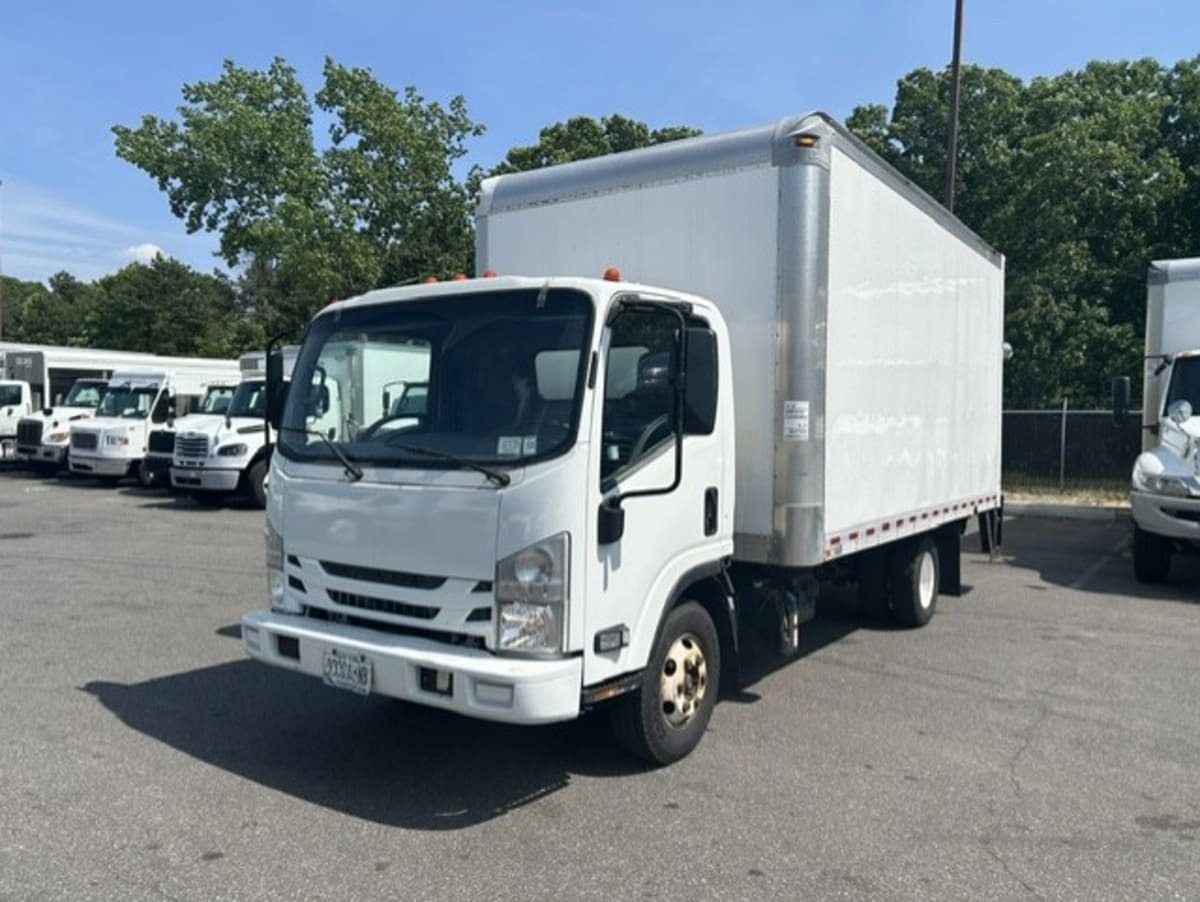 2019 ISUZU NPR HD in Farmingdale, NY