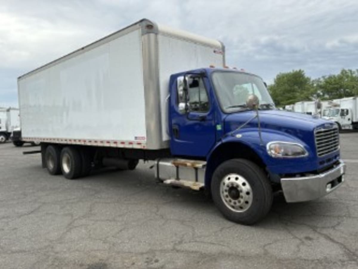 2020 FREIGHTLINER BUSINESS CLASS M2 106 in Moonachie, NJ
