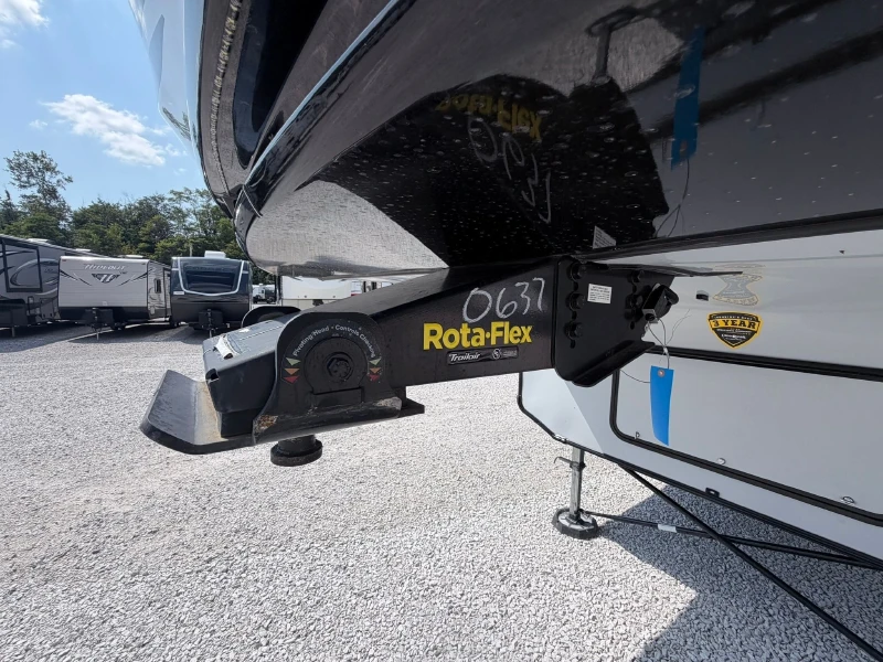 2020 CrossRoads Volante 326RK