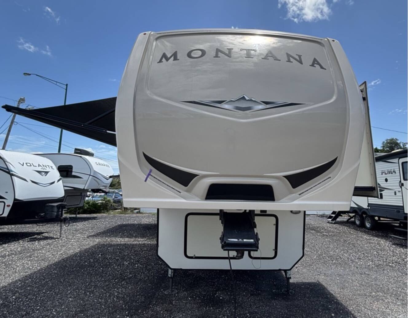 A photo of this 2018 Keystone MONTANA 3950BR