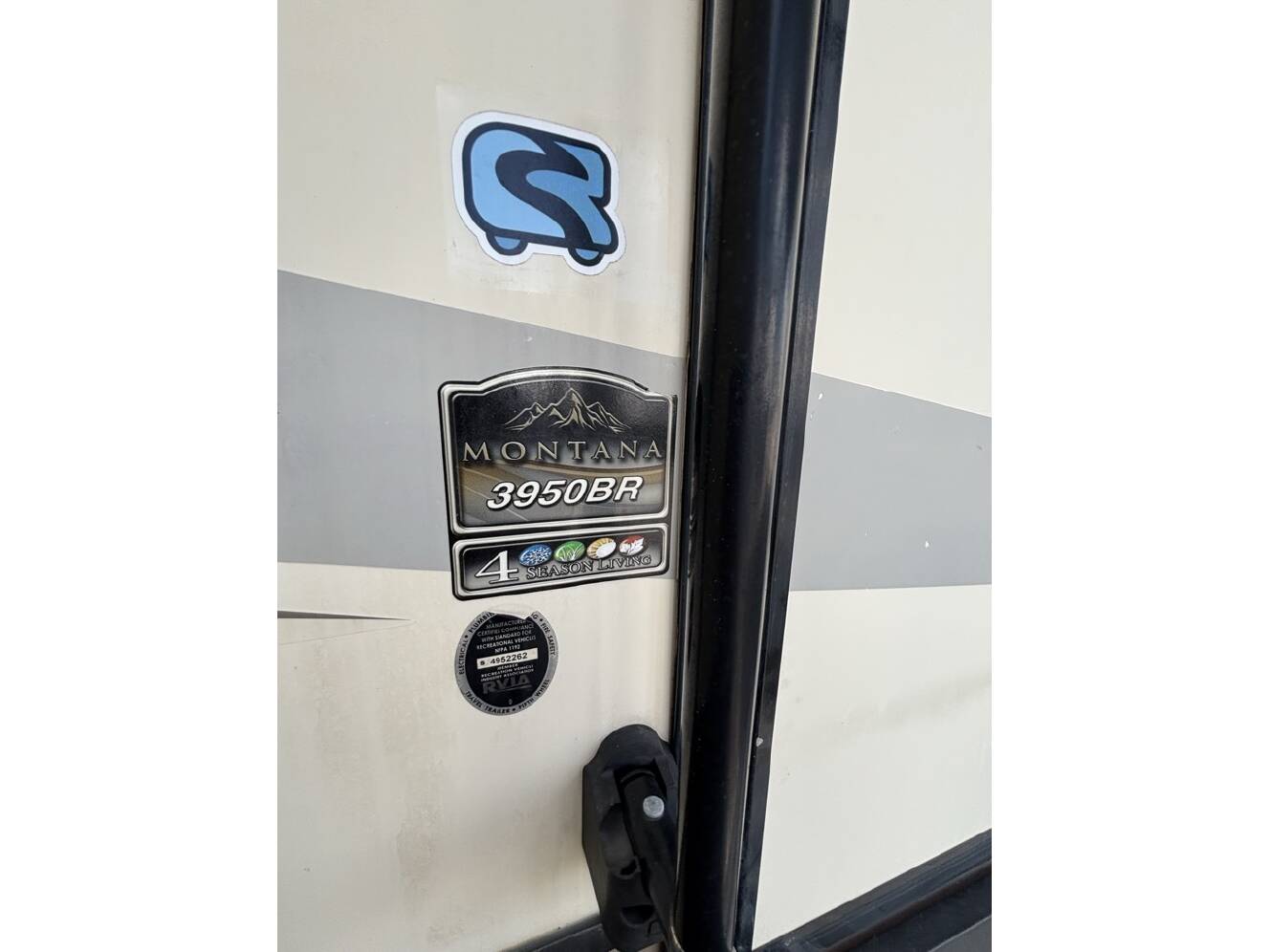 A photo of this 2018 Keystone MONTANA 3950BR