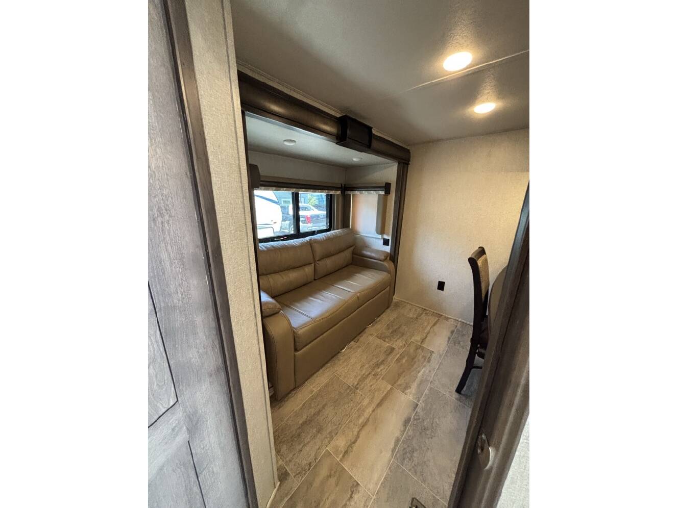 A photo of this 2018 Keystone MONTANA 3950BR