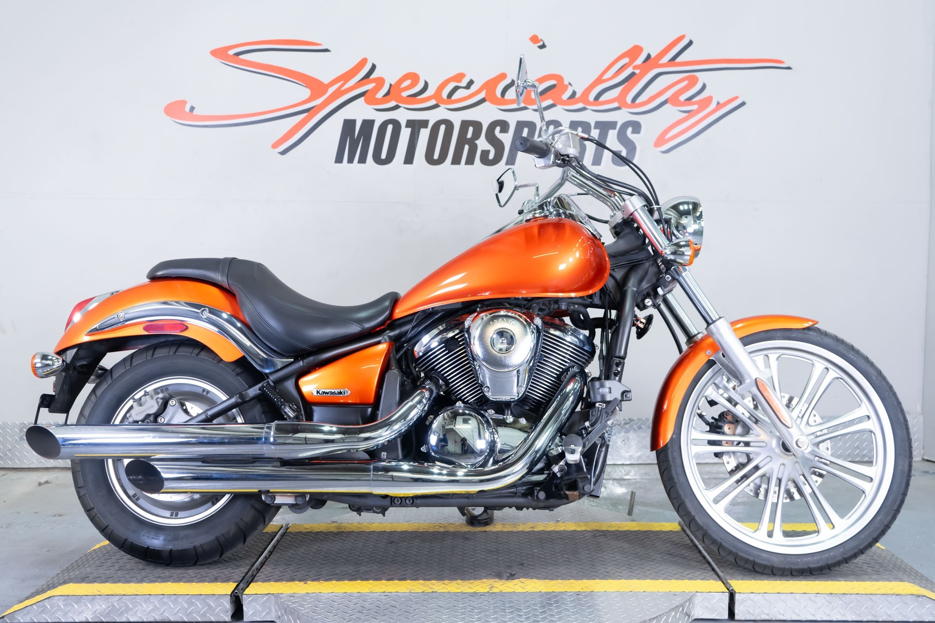 2009 Kawasaki Vulcan® 900 Custom 900 CUSTOM in Sacramento, CA