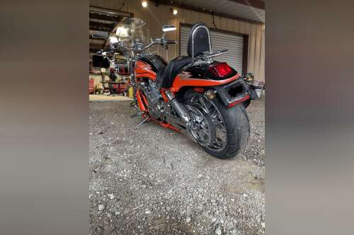 2005 Harley-Davidson V-ROD CVO in mansfield TX