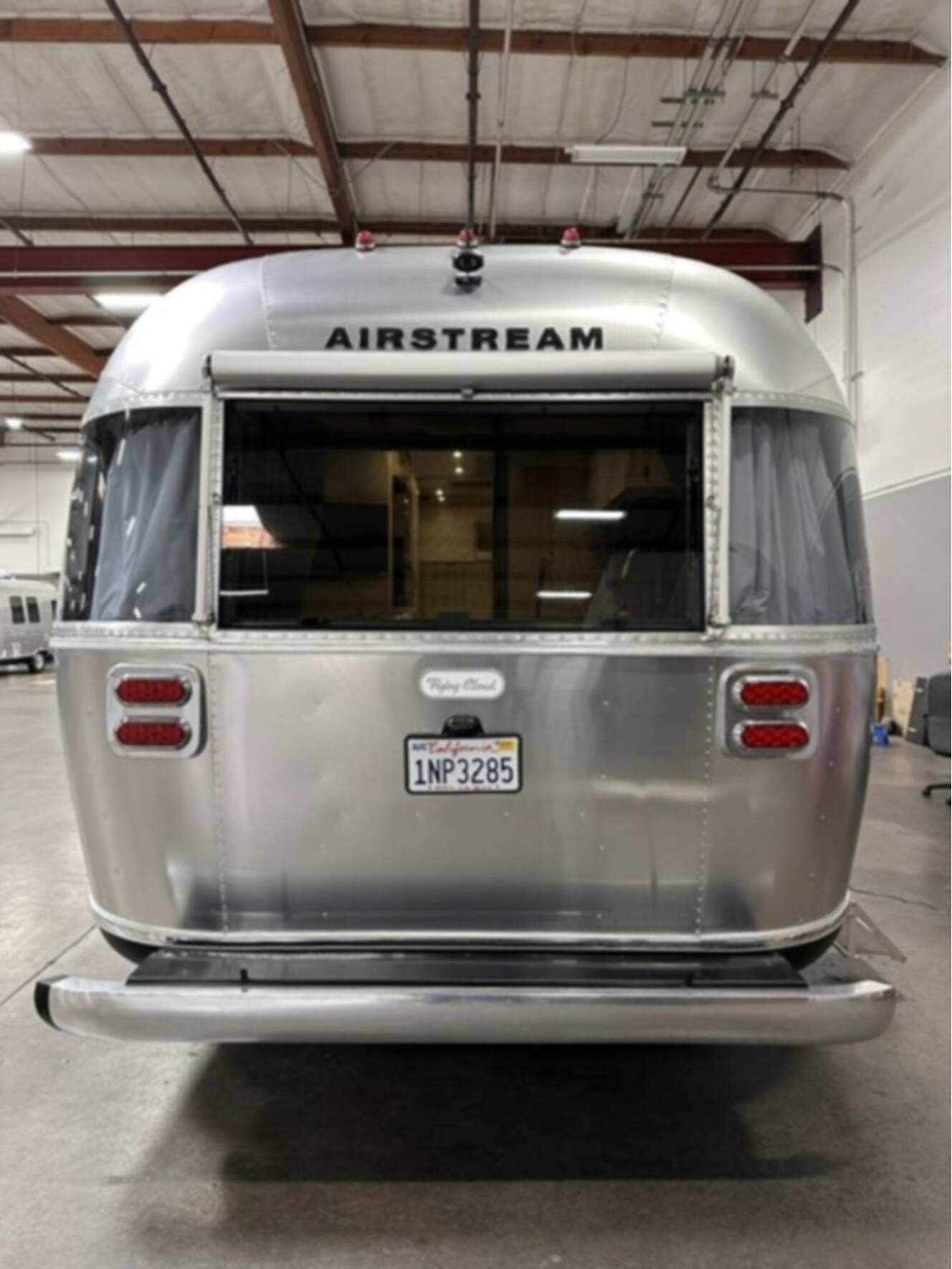 A photo of this 2023 Airstream Flying Cloud 25 Front Bed Queen