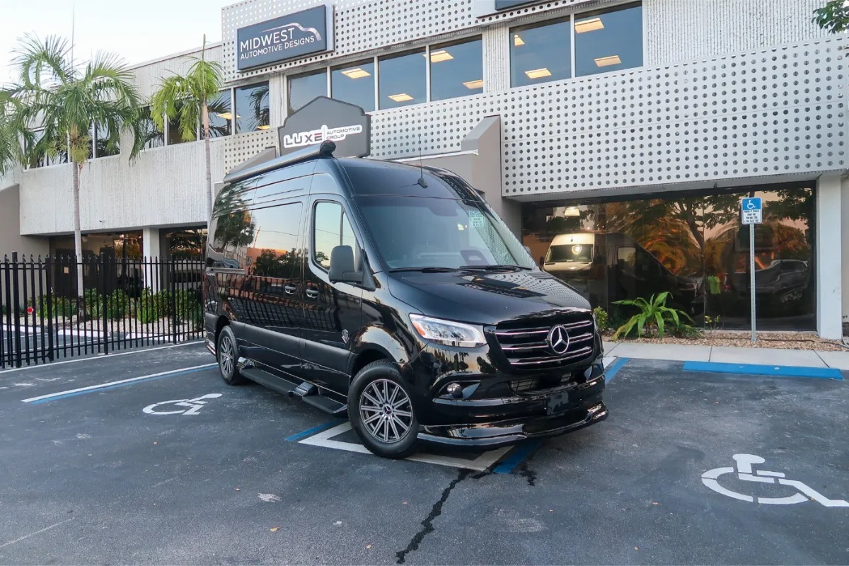 2026 Ogv Luxury Coach V-Cruise 8OB RV