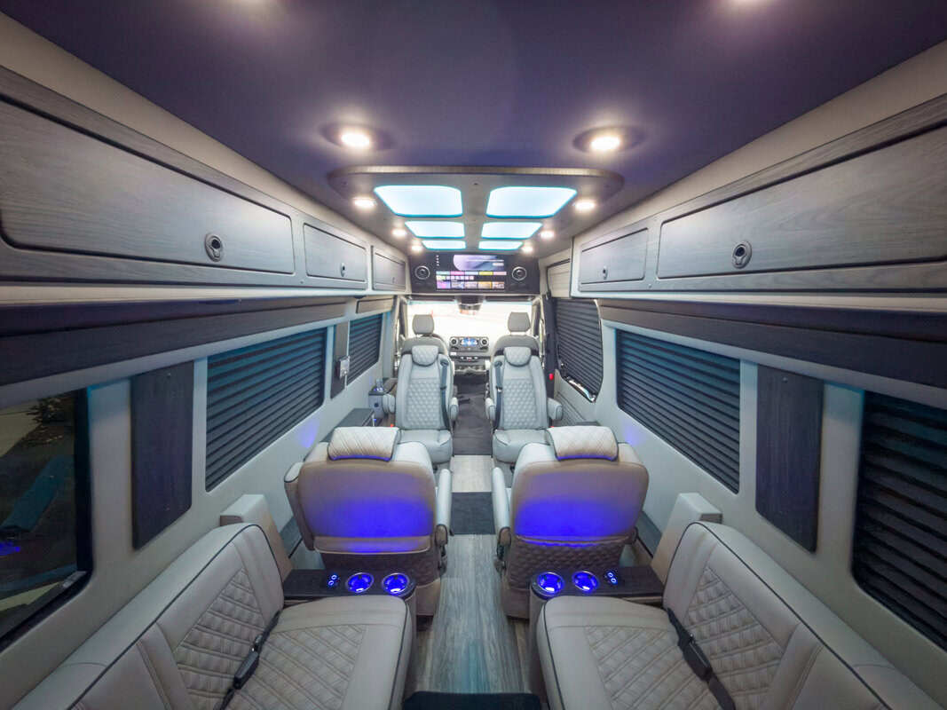 2026 Ogv Luxury Coach V-Cruise 10OB RV
