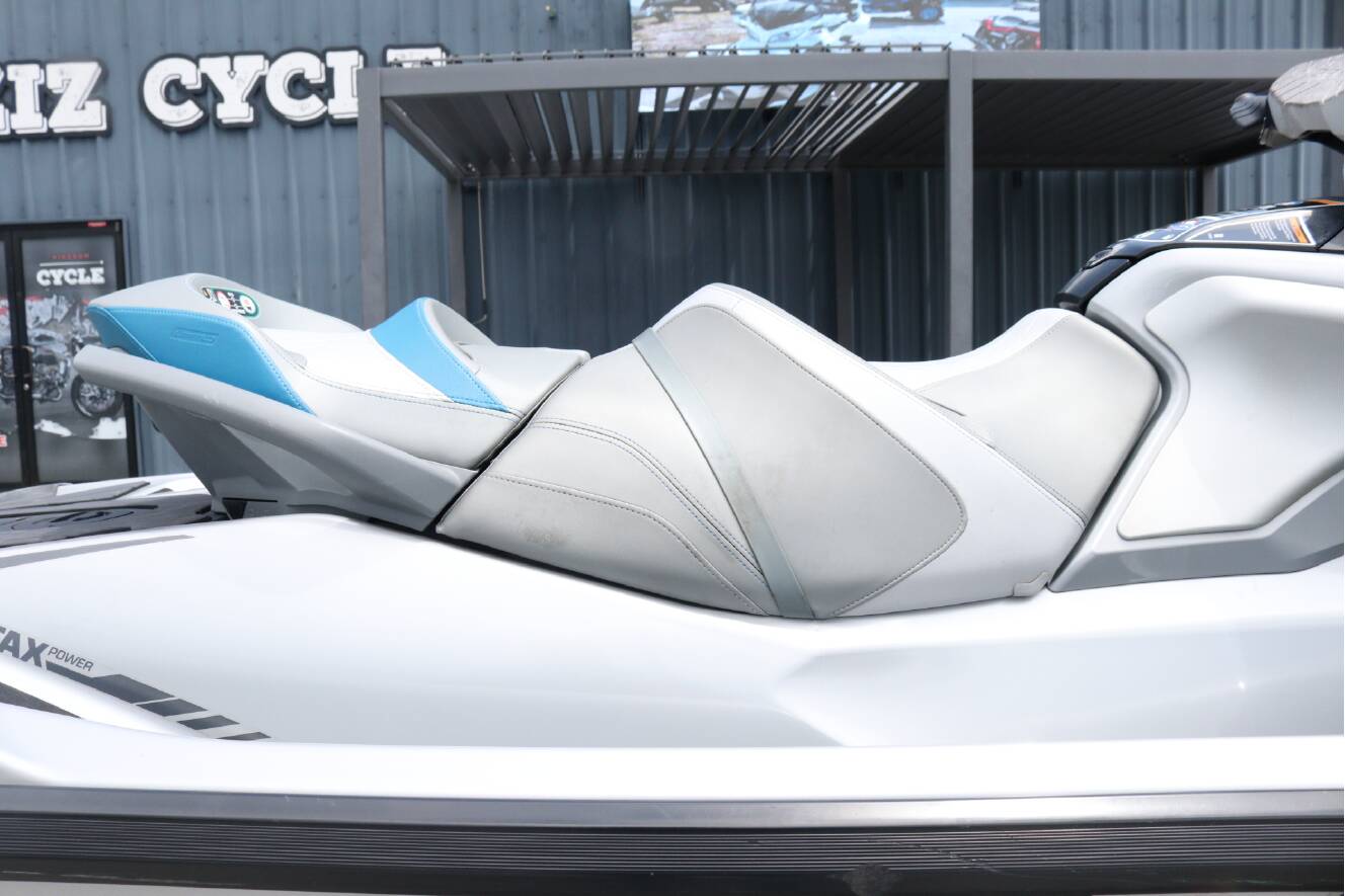A photo of this 2021 Sea-Doo GTX 300 Limited