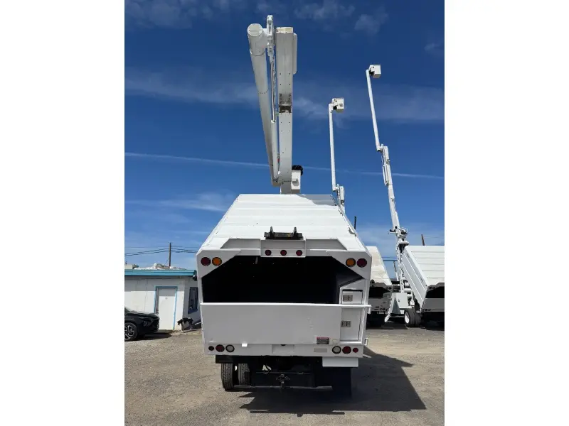 2013 FORD F750