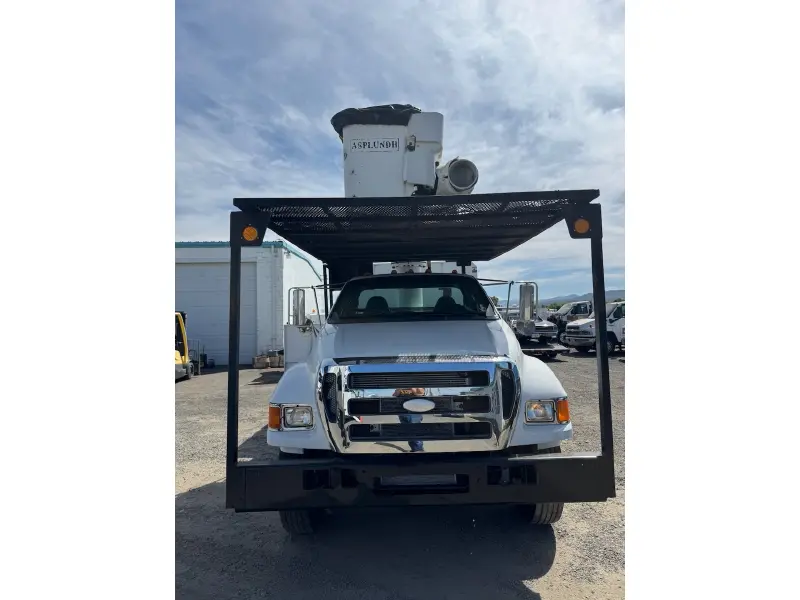2013 FORD F750