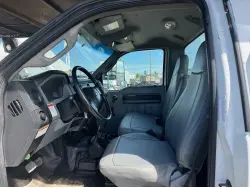 2013 FORD F750