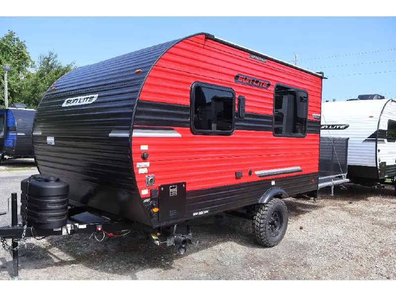 2027 SUNSET PARK RV
