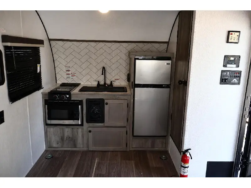 2027 SUNSET PARK RV SUN LITE 14TH