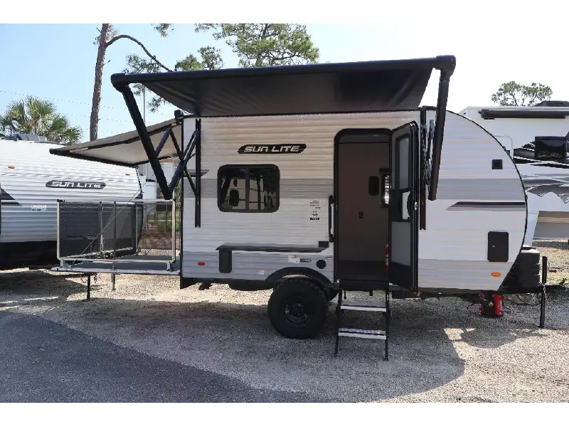 2027 SUNSET PARK RV SUN LITE 14TH