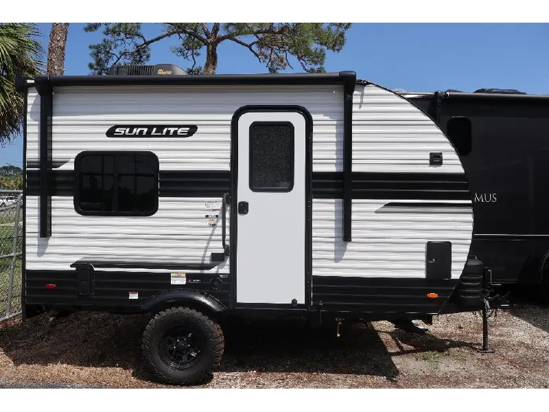 2027 SUNSET PARK RV SUN LITE 14TH