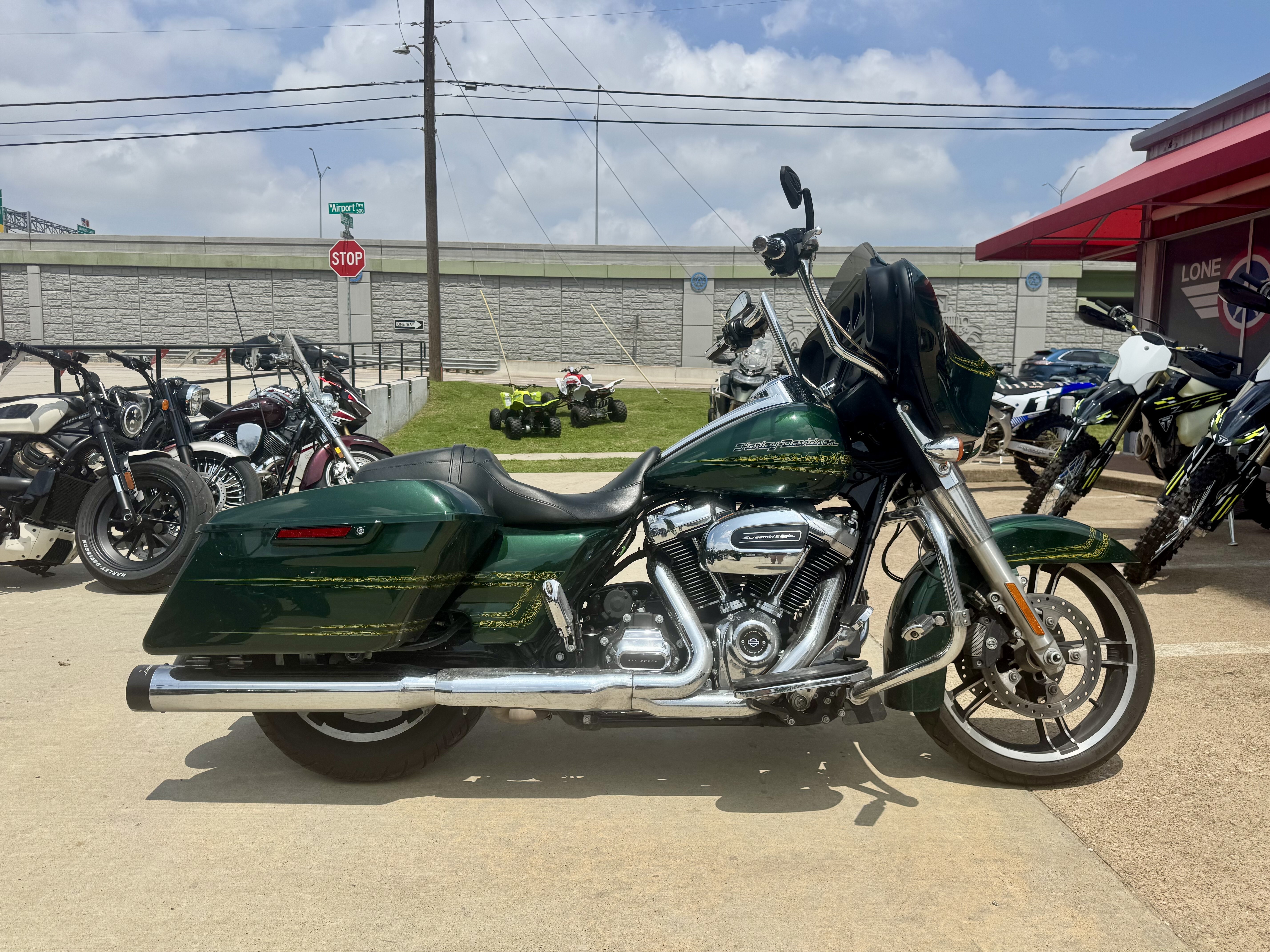 2019 Harley-Davidson Street Glide® in Irving, TX