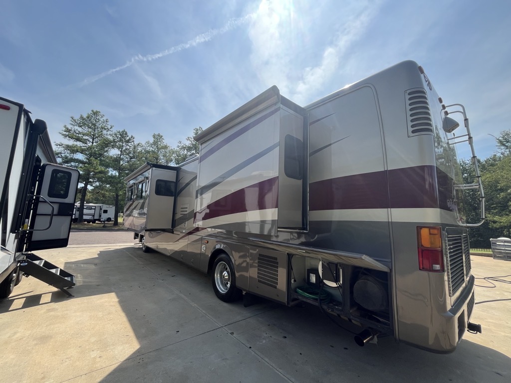 2004 Monaco DIPLOMAT 40 DPQ in southaven MS
