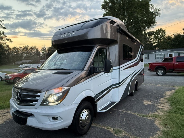 2019 Tiffin Motorhomes WAYFARER 25 QW in beckley WV
