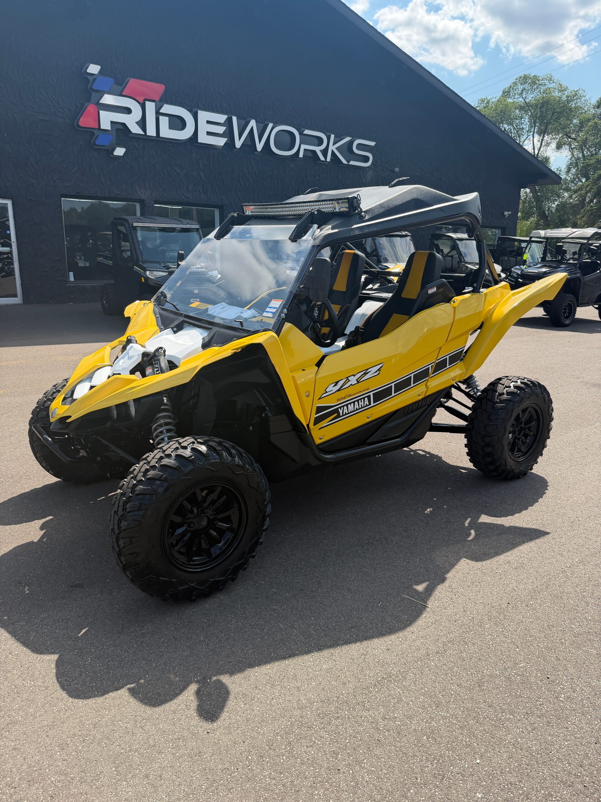 2016 Yamaha YXZ1000R EPS SE in carson city MI
