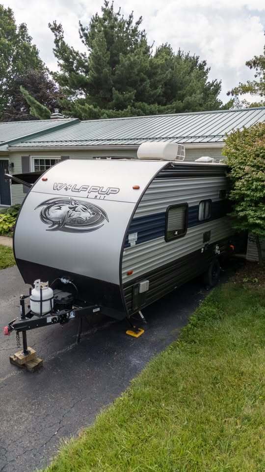 2021 Forest River CHEROKEE WOLF PUP 16FQ RV