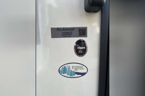 2022 Forest River ROCKWOOD MINI LITE 2205S in havre de grace MD