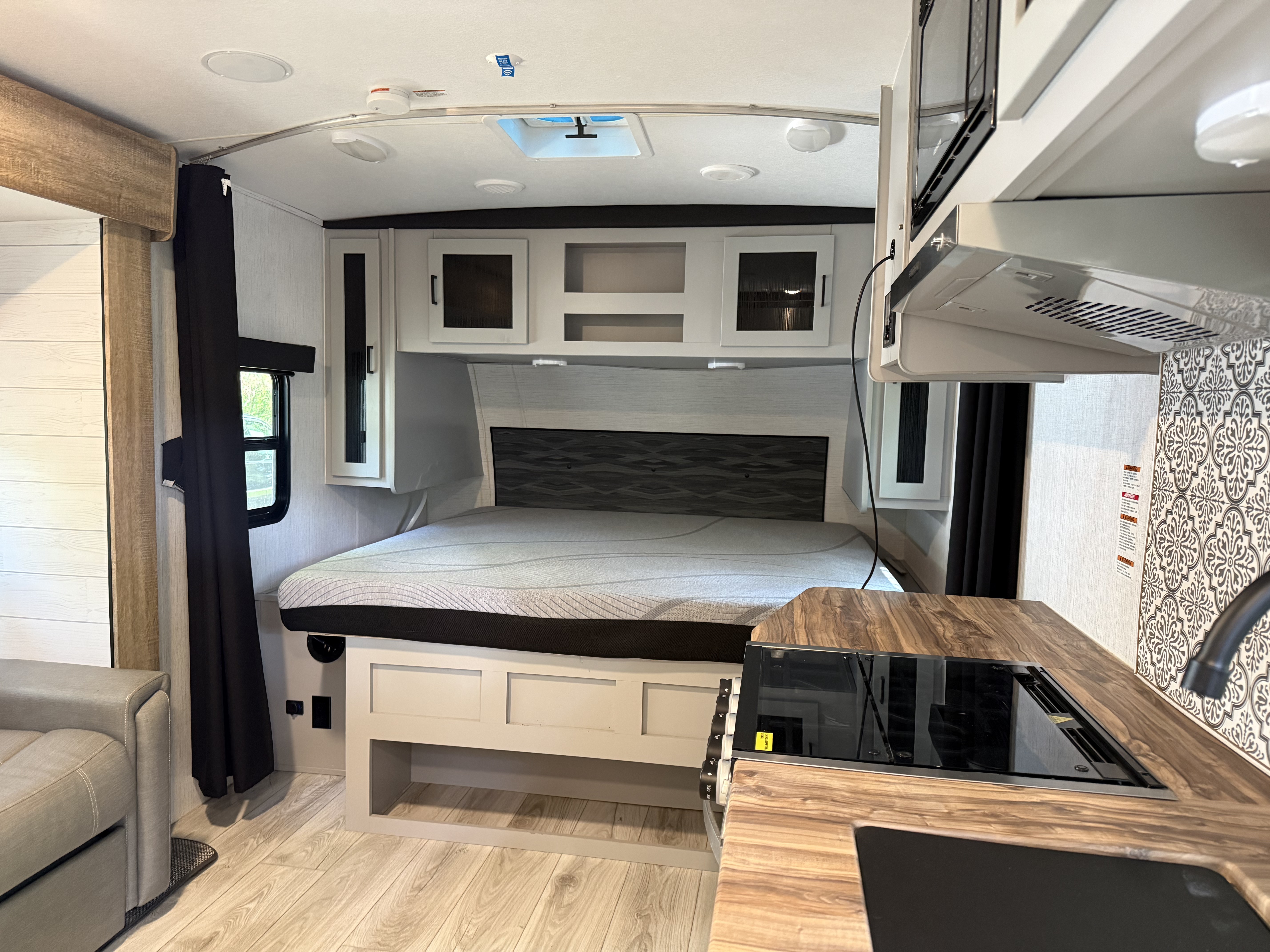 2022 Heartland NORTH TRAIL ULTRA LITE NT 22FBS in new bern NC