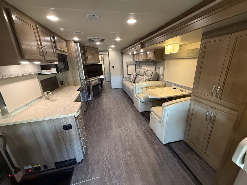 2018 JAYCO SENECA 37K
