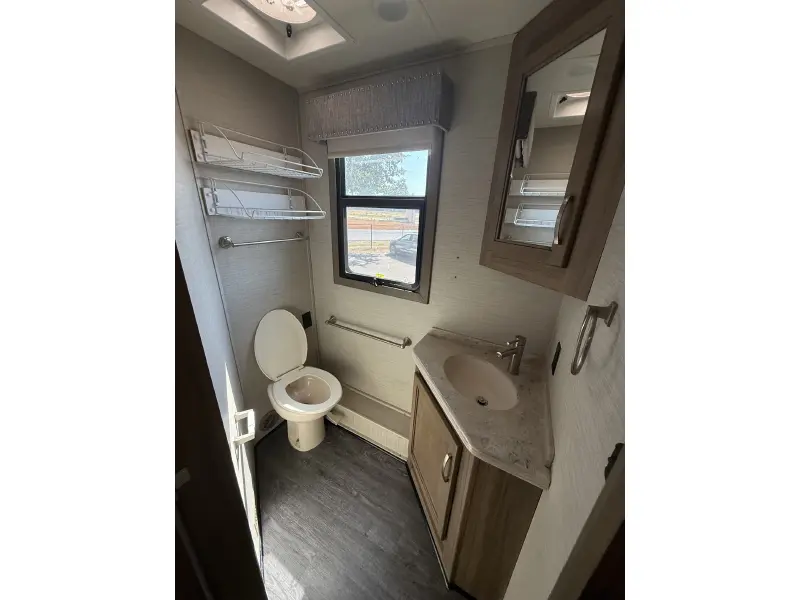 2018 JAYCO SENECA 37K