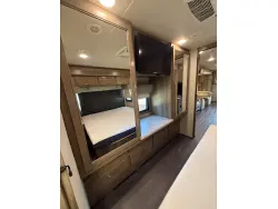 2018 JAYCO SENECA 37K
