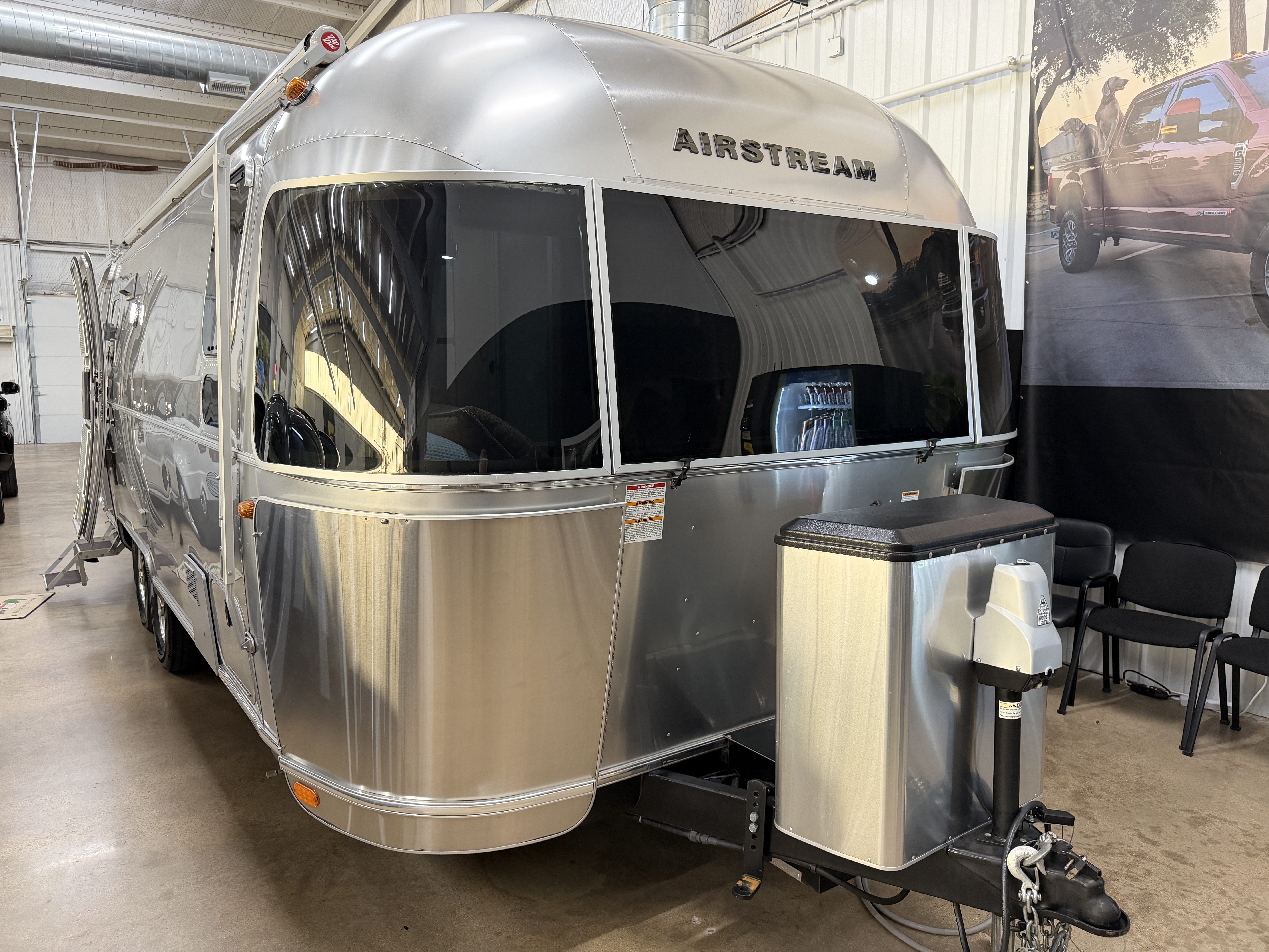 2018 Airstream FLYING CLOUD 25FB QUEEN RV