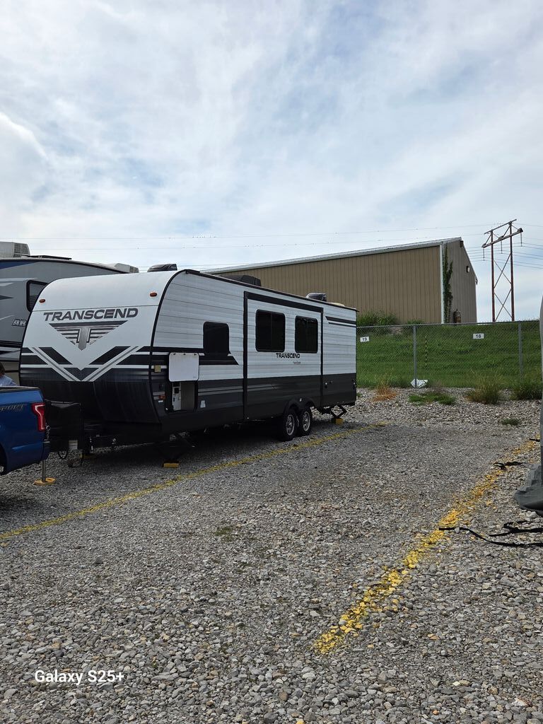 2020 Grand Design Transcend 27BHS in arnold MO