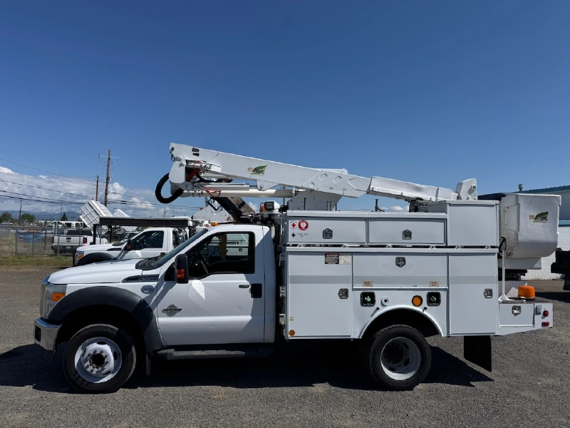 2016 FORD F550