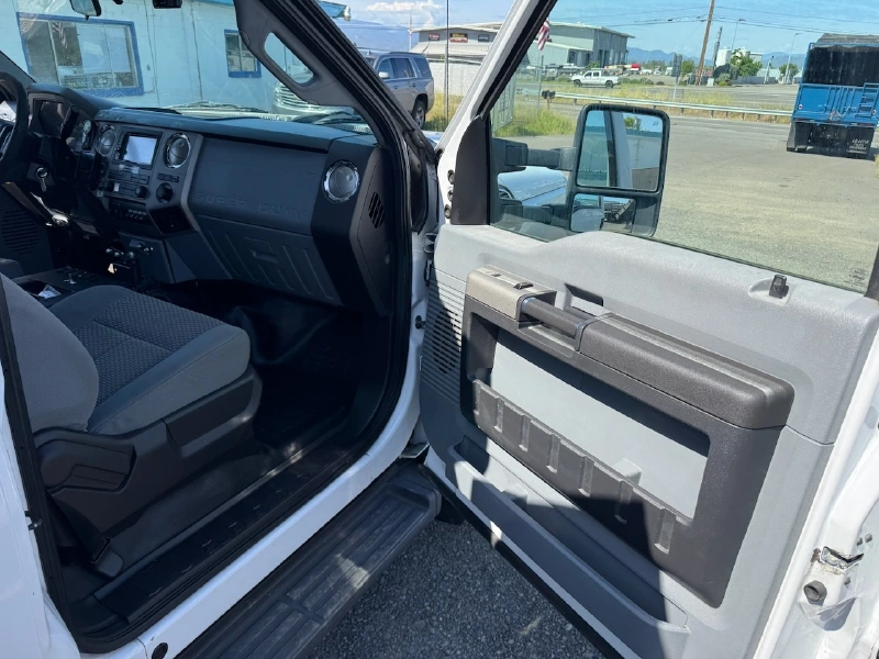 2016 FORD F550