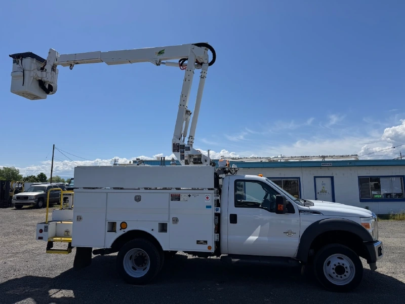 2016 FORD F550