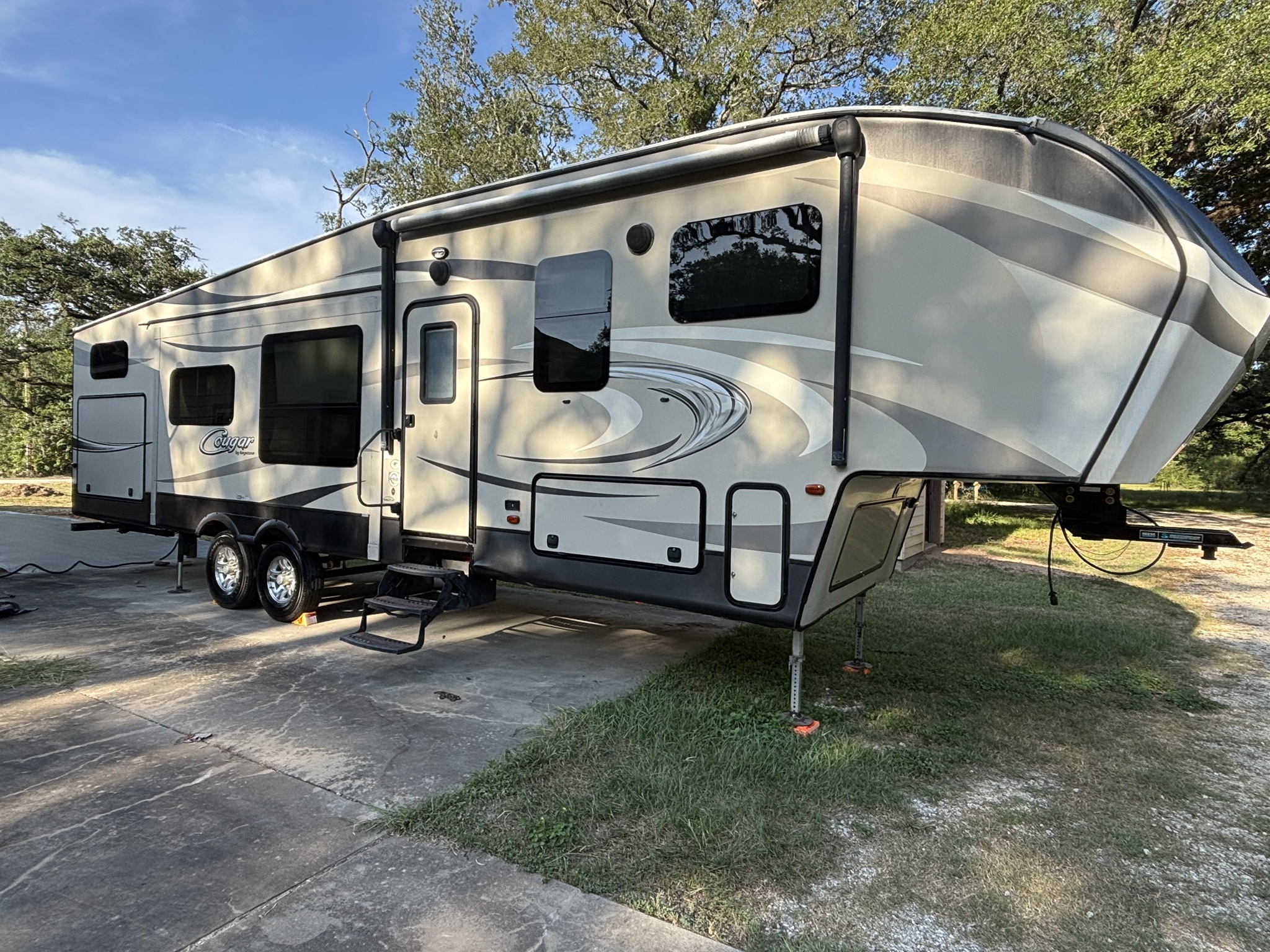 2016 Keystone COUGAR 336BHS in wharton TX