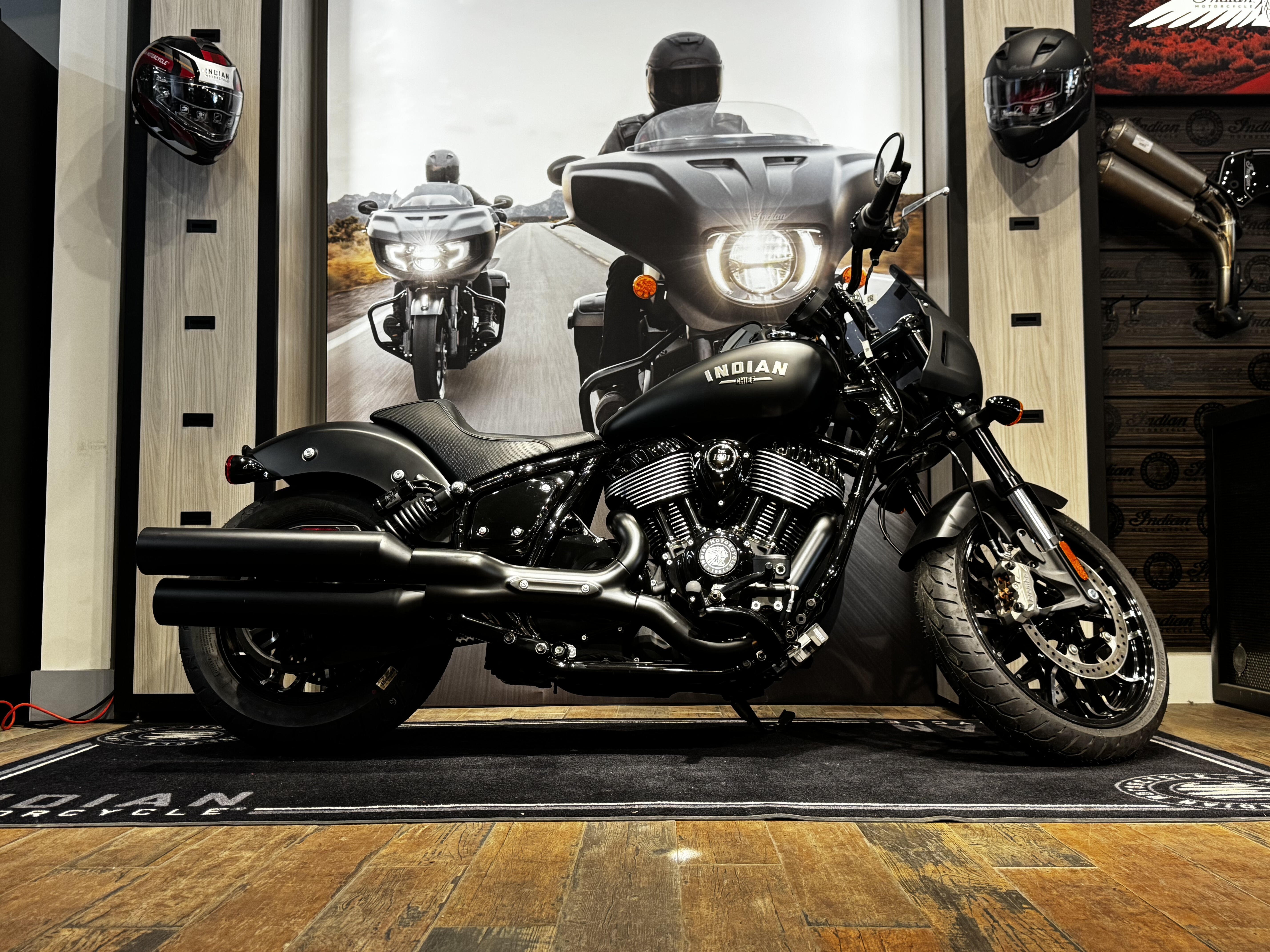 2024 Indian Motorcycle SPORT CHIEF BLACK SMOKE 49ST RT in Laredo, TX