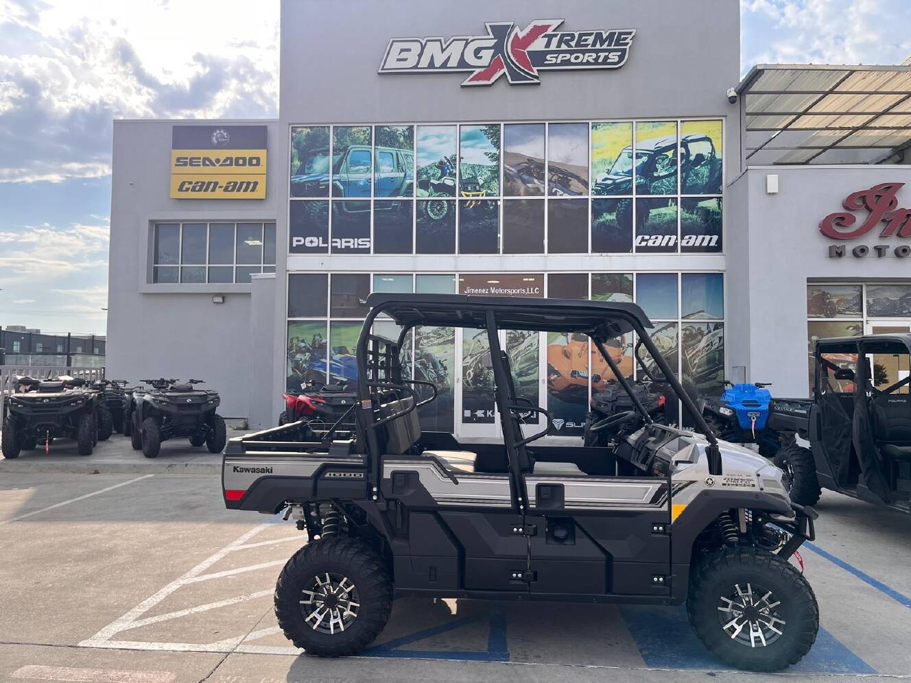 A photo of this 2026 Kawasaki MULE PROFXT 1000 LE Ranch Edition Metallic Phantom Silv