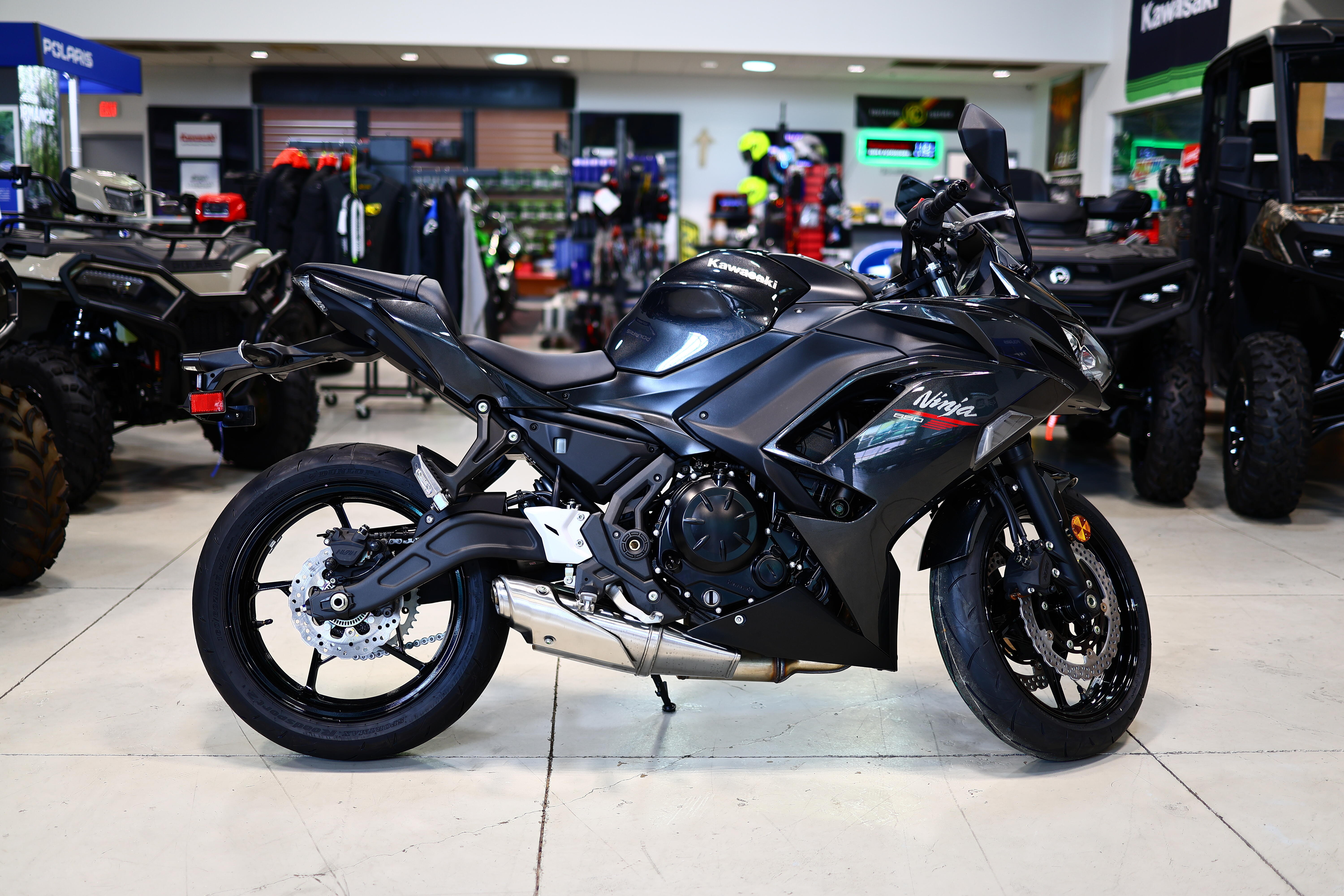 2026 Kawasaki NINJA 650 Metallic Flat Spark Black Metallic Carbon Gra BASE in Laredo, TX