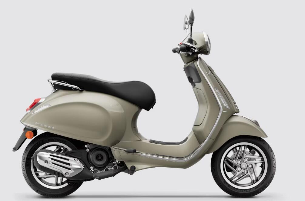 2027 Vespa Primavera 50 50 in Chicago, IL