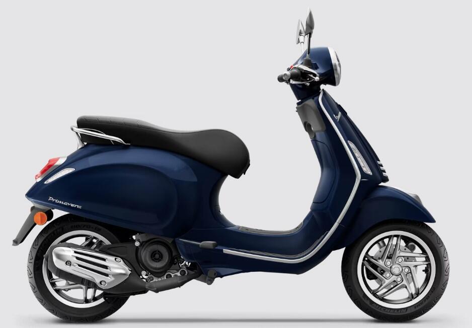 2027 Vespa Primavera 50 50 in Chicago, IL