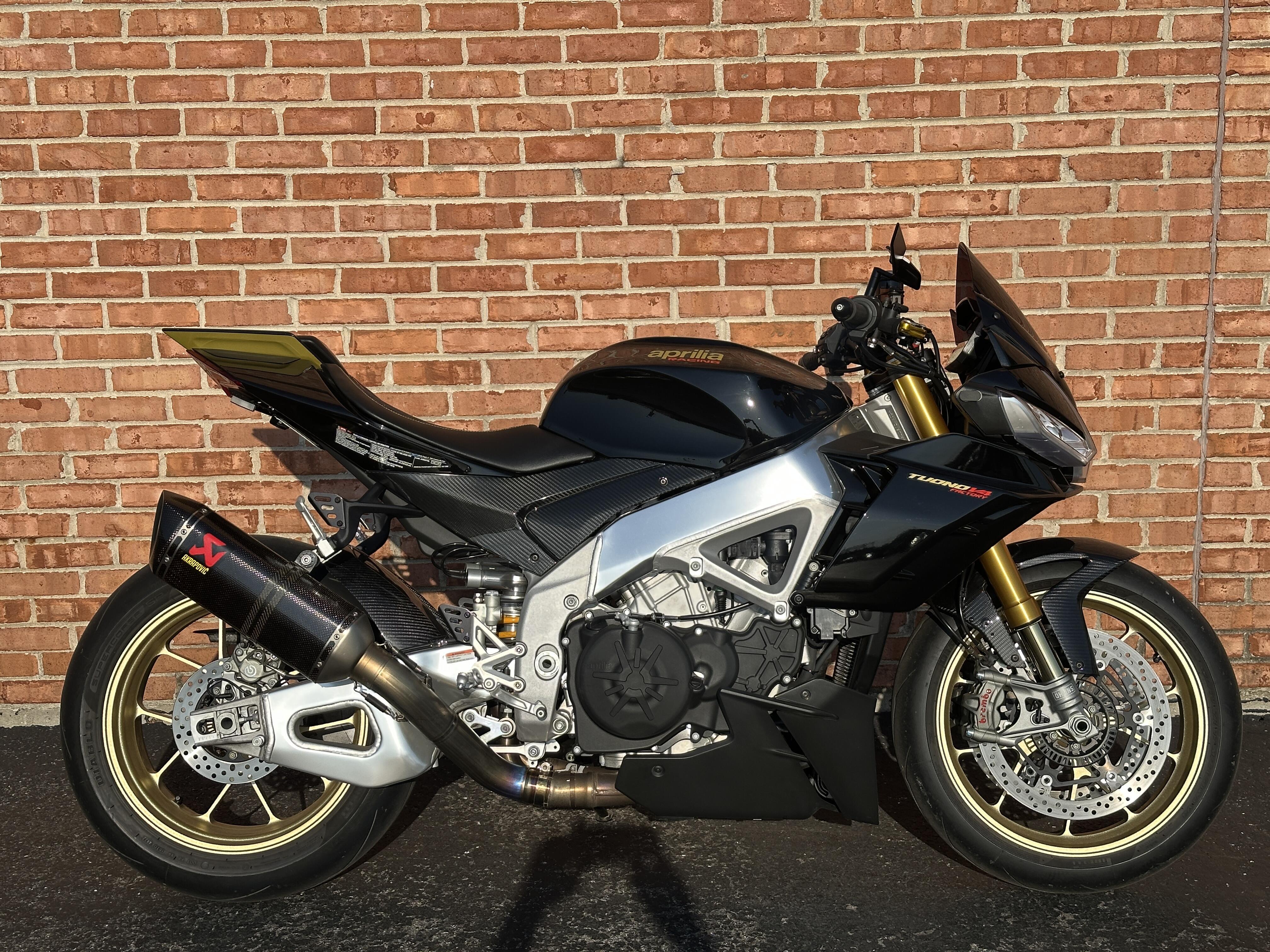 2023 Aprilia Tuono V4 1100 Factory FACTORY in Chicago, IL