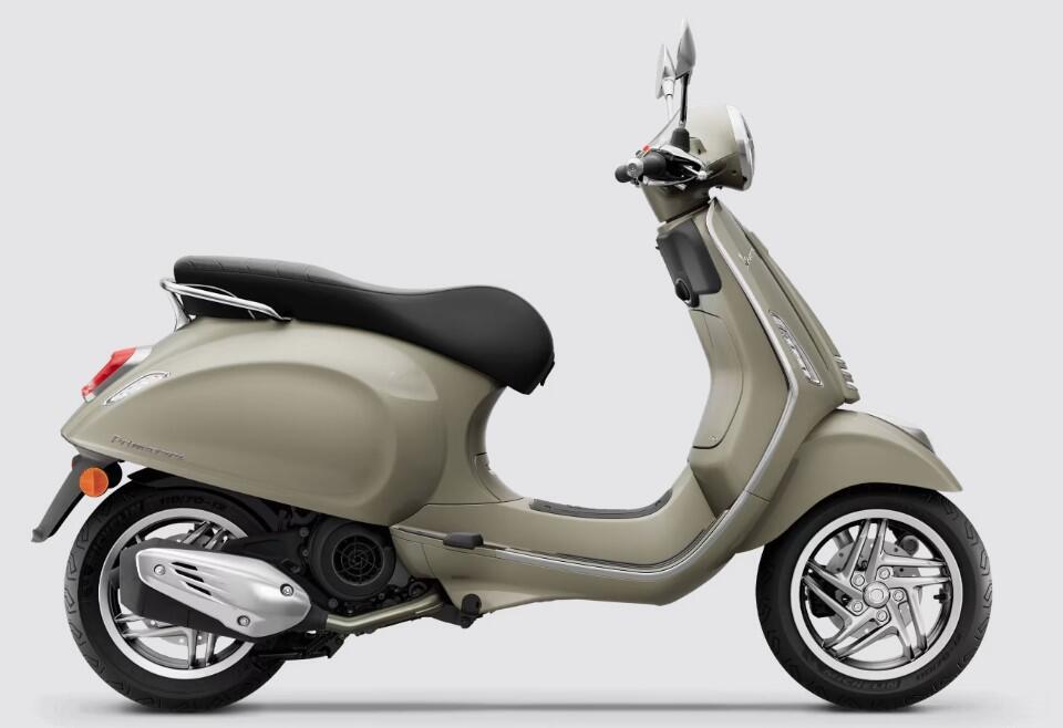 2027 Vespa Primavera 150 150 in Chicago, IL