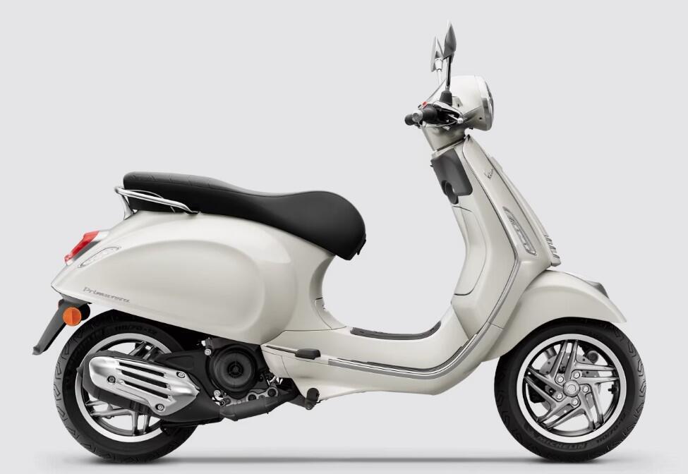 2027 Vespa Primavera 50 50 in Chicago, IL