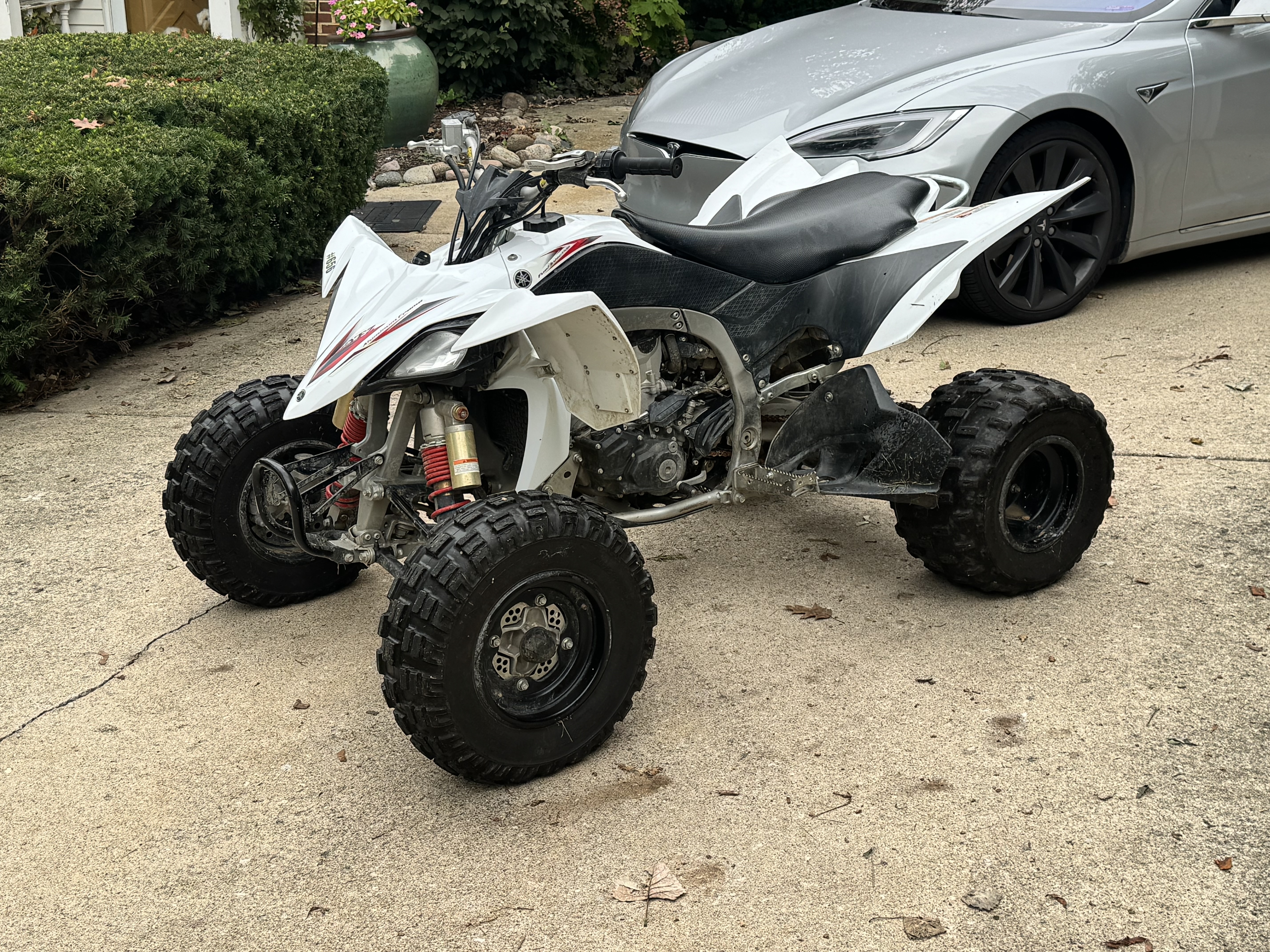 2010 Yamaha YFZ450 LIMITED EDITION in homer glen IL