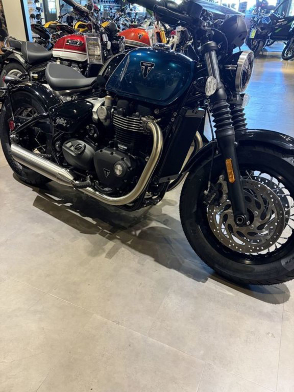 2026 Triumph Bonneville Bobber Interstellar Blue BASE in Bristol, VA