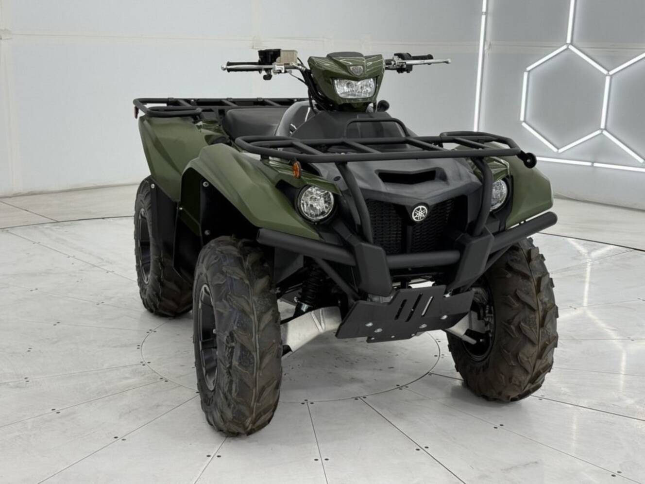 A photo of this 2025 Yamaha Kodiak 700 EPS